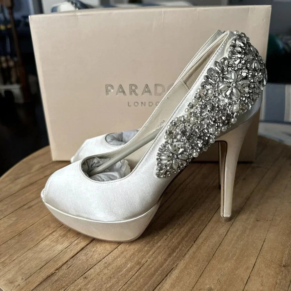 NWB Paradox London Womens Indulgence Ivory Size 7 High Heel Wedding Pump - Picture 3 of 12